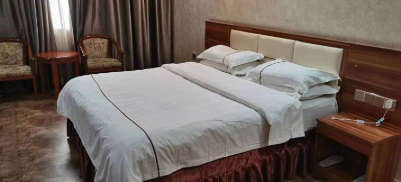 金豪时尚宾馆(和田火车站店)图片