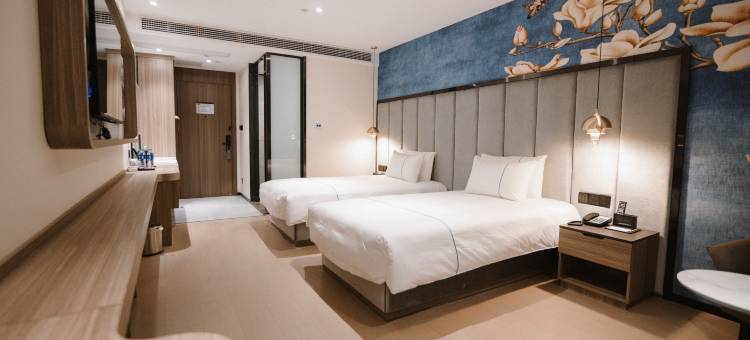 白玉兰酒店(黄石北站店)图片