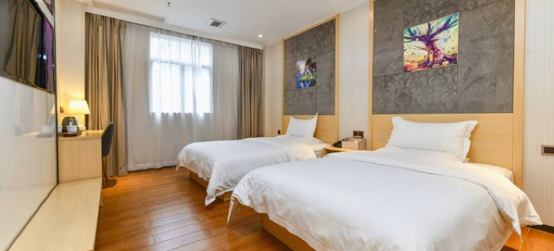 惠州泊月湾酒店(大亚湾汽车站店)图片