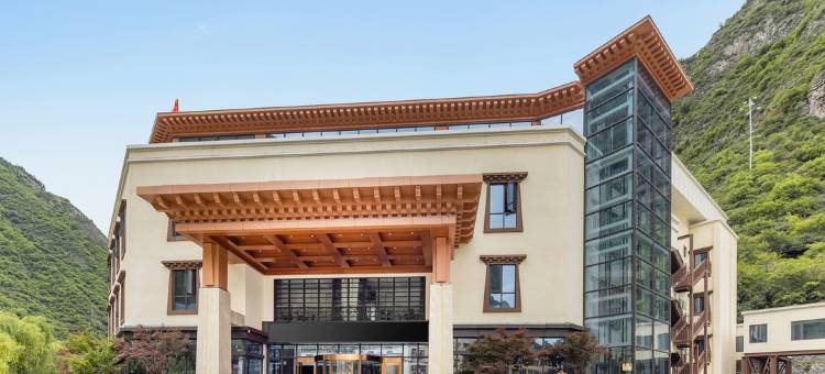 理县古尔沟温泉山庄图片