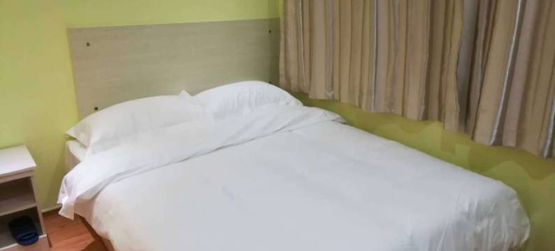 虫虫客栈(南阳师院店)图片