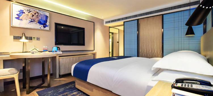 TOWO上品酒店(会展中心金融城店)图片