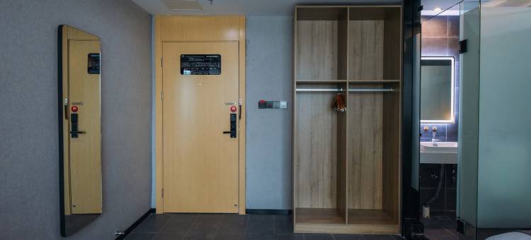 骏怡精选酒店(章贡区蓉江路店)图片