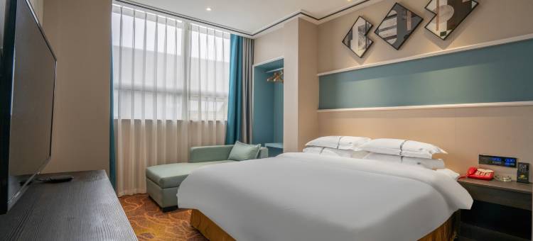 天成假日酒店(南充人民花园店)图片