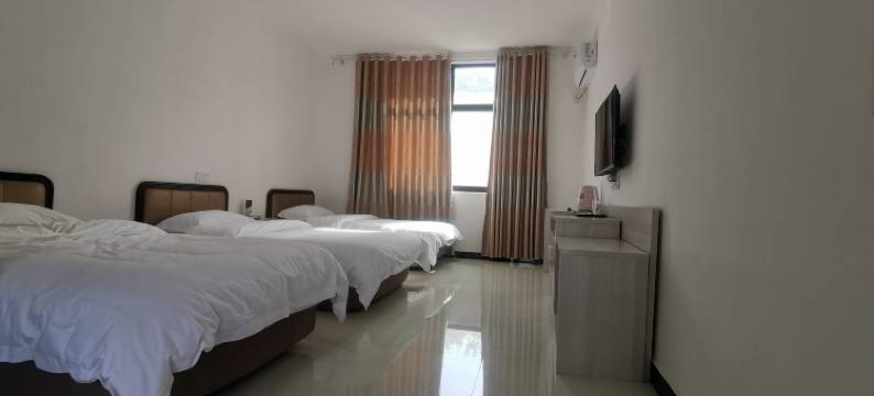 九峰山假日酒店图片