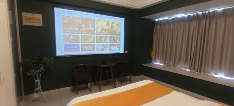 时宿巨幕影音公寓(钟楼区青枫公园店)图片