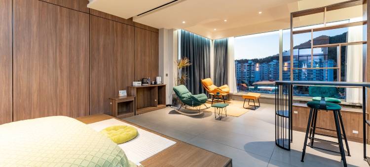 栾川十里港湾酒店(凤凰天街店)图片