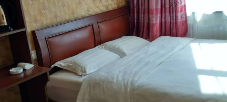 东港群信宾馆图片