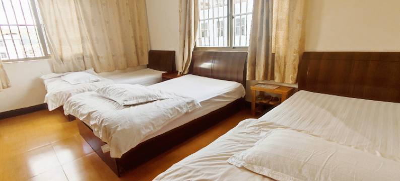 华宁鸿秀客栈图片