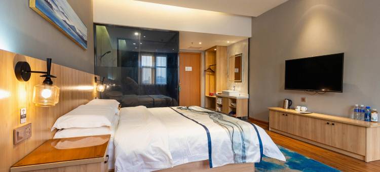 净漫轻奢酒店(新乡平原路胖东来百货店)图片