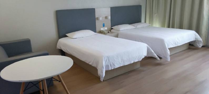 金太阳酒店(琼海步行街店)图片