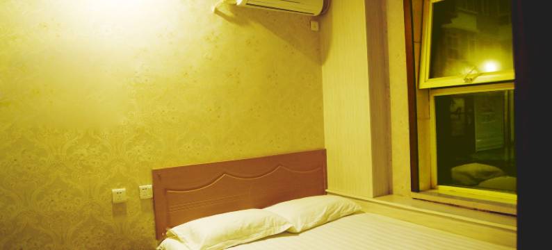 新民天塬旅店图片