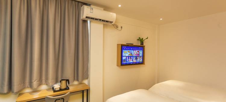 布丁严选酒店(杭州河坊街吴山广场地铁站店)图片