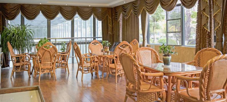 曲靖凯天国际酒店(曲靖火车站五馆一中心店)图片