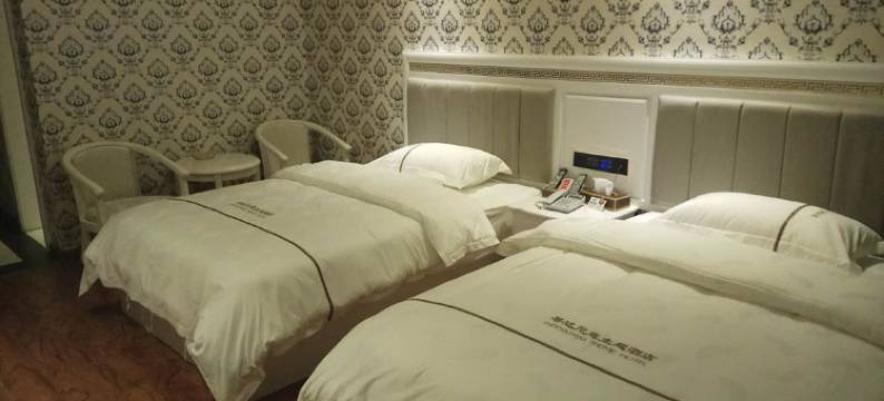 盘州哥达尼思主题酒店图片