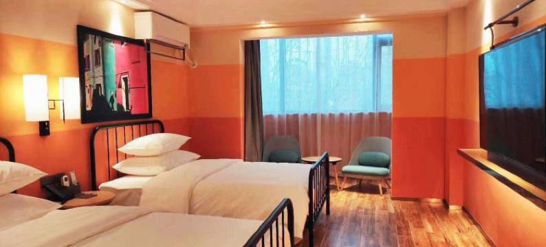 喜鹊CC酒店(郑州郑汴路CBD会展中心店)图片