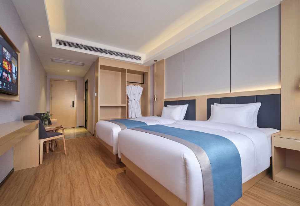  Hotel Overview