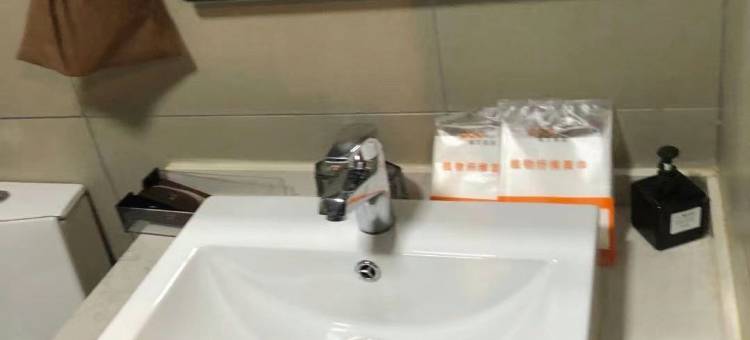 布丁精选酒店(西安钟鼓楼北大街地铁站店)图片