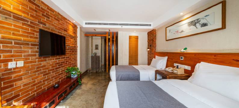 永阳坊艺术酒店(西安高新管委会体育馆地铁站店)图片