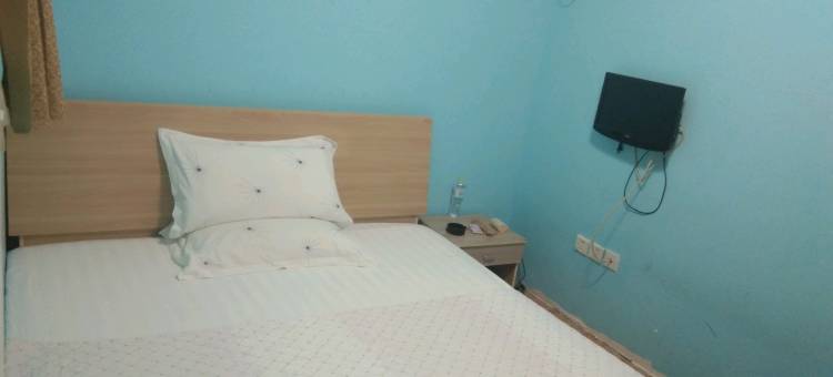 鑫汇家宾馆(青岛台东步行街万佳广场店)图片