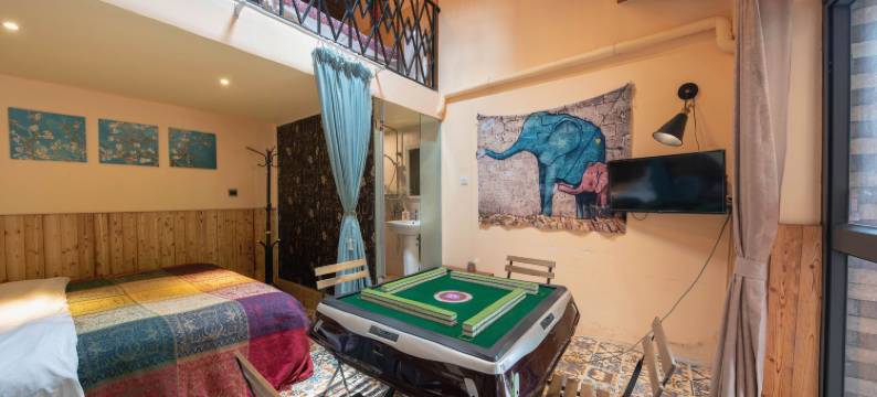 深圳较场尾说时依旧客栈图片