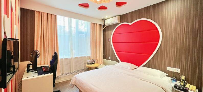 丁格曼电竞主题酒店(东营北一路店)图片