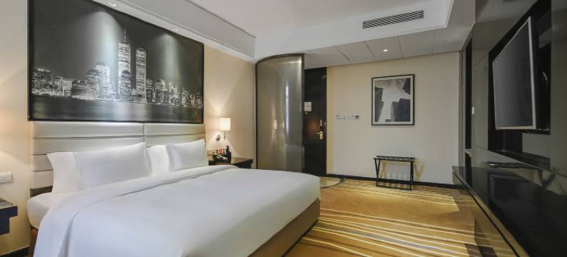 广州昊银凯莱酒店(白云国际机场莲塘地铁站店)图片