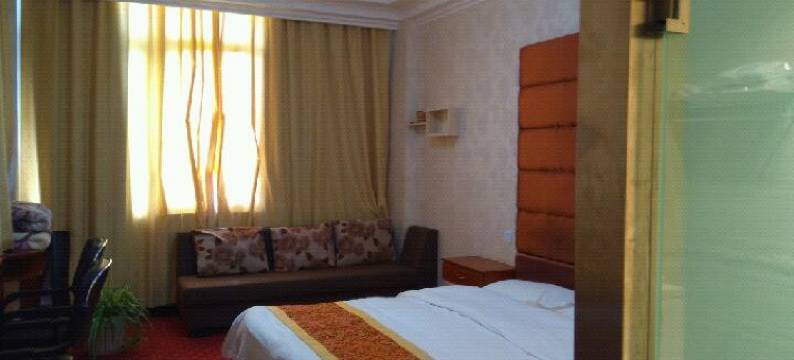 林芝心月宾馆图片