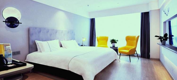 白玉兰酒店(五莲解放路店)图片