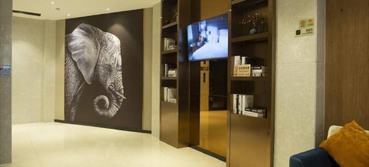 精途酒店(黄冈武穴雅斯广场店)图片