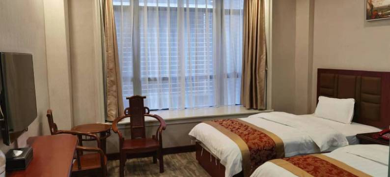 普宁湖盛酒店图片