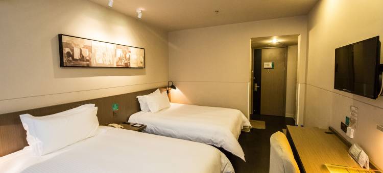 锦江之星品尚酒店(赤峰火车南站十二中店)图片