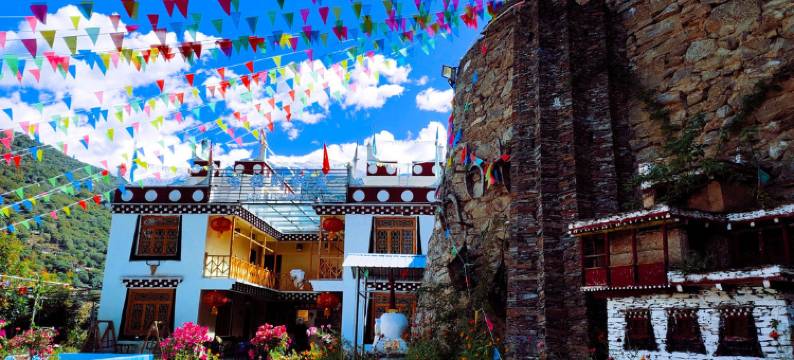 丹巴喀拉则锅庄图片