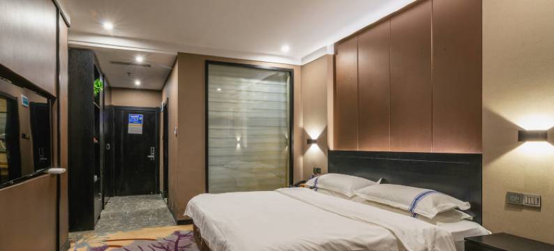 正阳纳雅正旭假日酒店图片