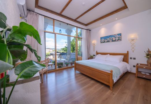 Ouran Boutique Guesthouse Hotel Overview