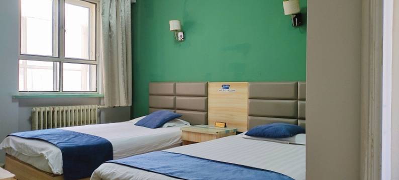 白云酒店 (乌鲁木齐国际机场店)图片