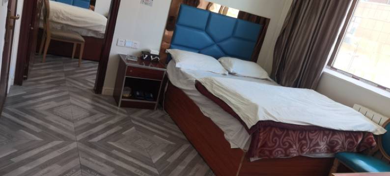 噶尔怡鑫宾馆图片