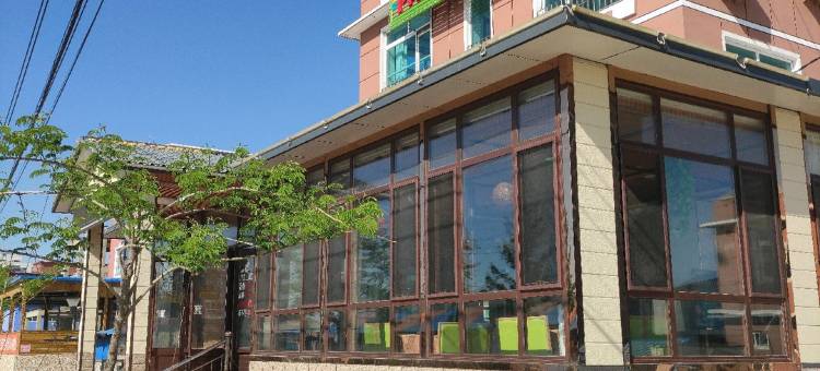 瓦房店阳光海岸宾馆图片