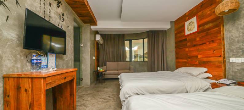 蜜悦假日酒店(新市古镇店)图片