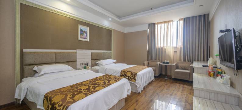 营山尚豪酒店图片