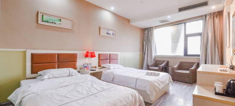 尚一特连锁酒店(西峡白羽北路店)图片