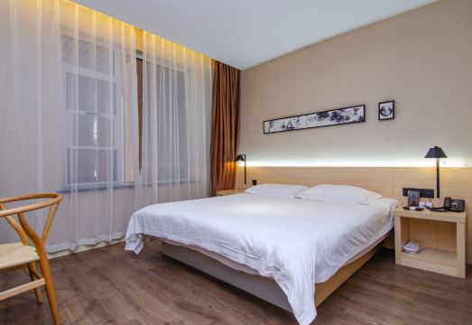 Rest Motel (Taian High-speed Railway Station)Hotel Overview