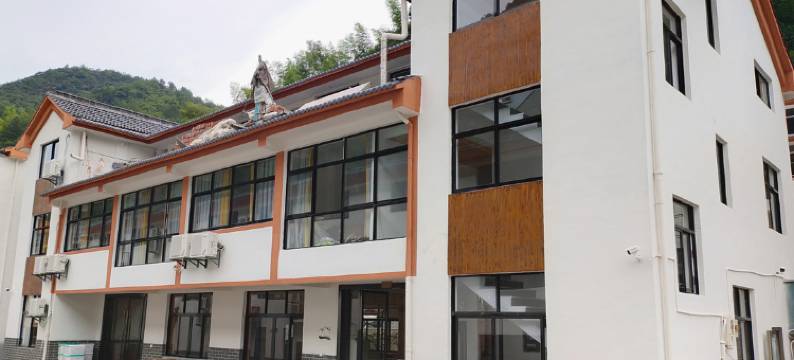 老兵客栈(花溪景区店)图片