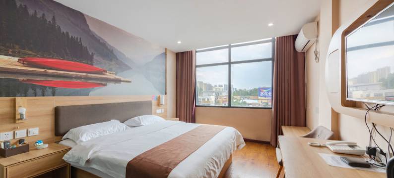 鑫泰酒店(随州客运中心店)图片