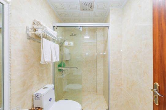 轻阁酒店(南京禄口机场金城学院店)