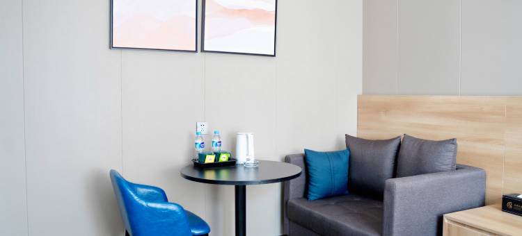 包头龙腾电竞商务酒店(火车东站店)图片