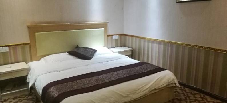 镇雄云鼎阁商务宾馆图片