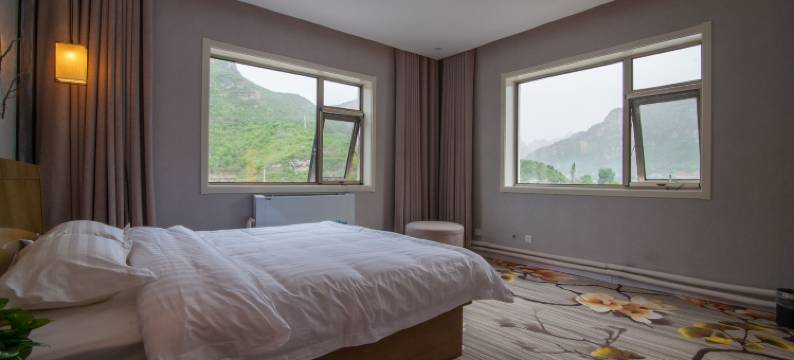 十渡龙乡假日酒店图片