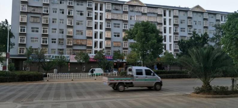 丘北荣耀宾馆图片