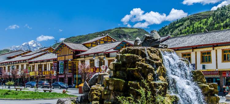 途窝假日酒店(松潘川主寺店)图片